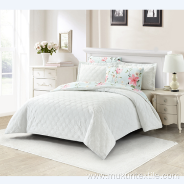 New arrival beautiful wholesalers ultrasonic quilt bedspread